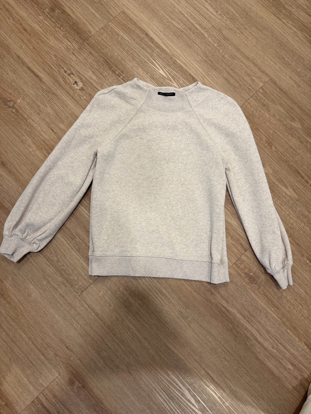 Banana Republic Women's heather oatmeal Crewneck Sweater